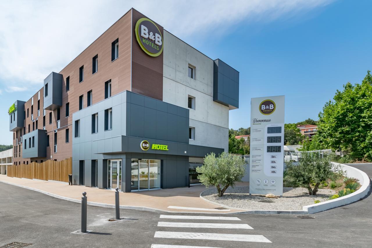 Hotel La Valentine St Menet 2*